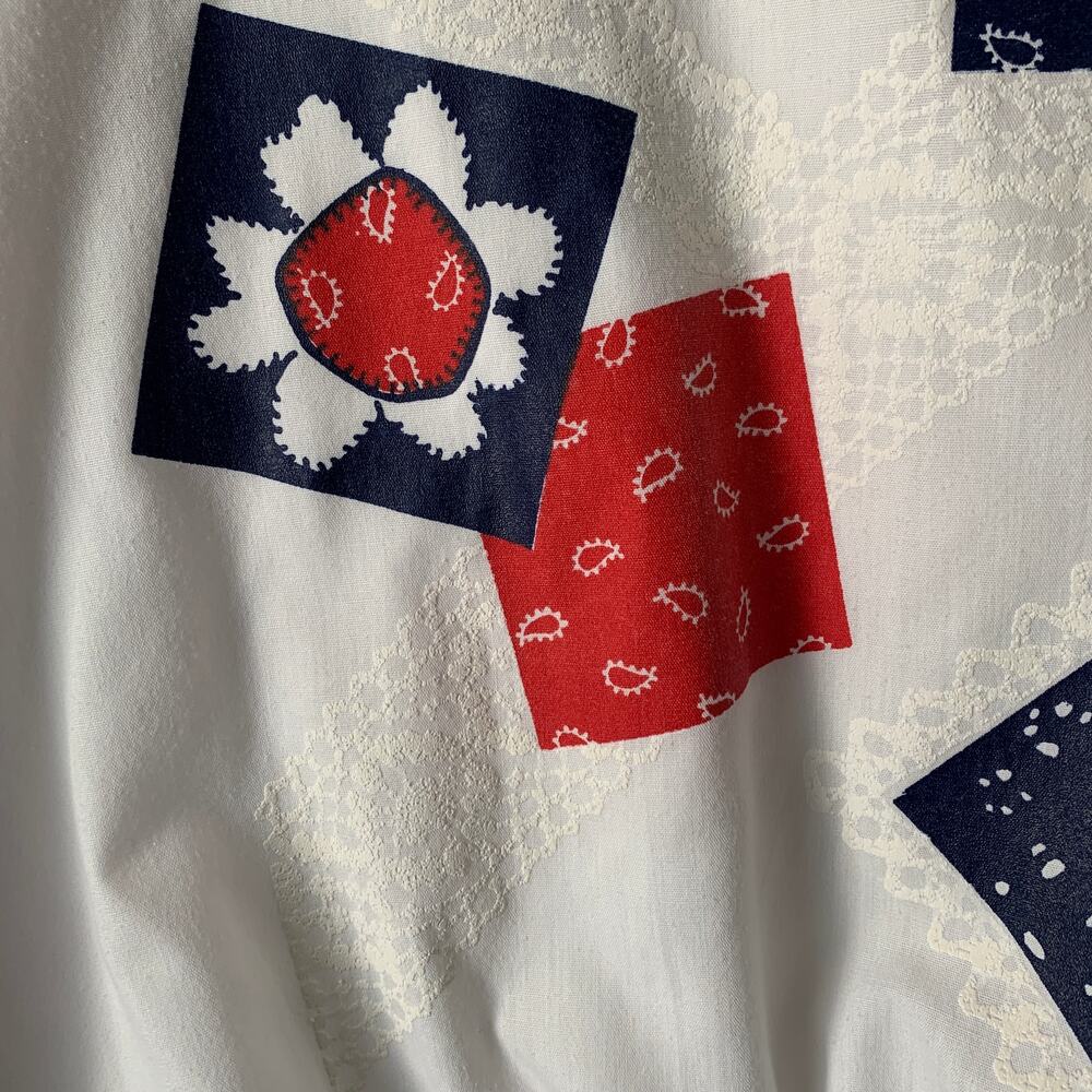 Vintage Caribou White Graphic Shirt with Patriotic Paisley Floral Patches Size M - Picture 14 of 16